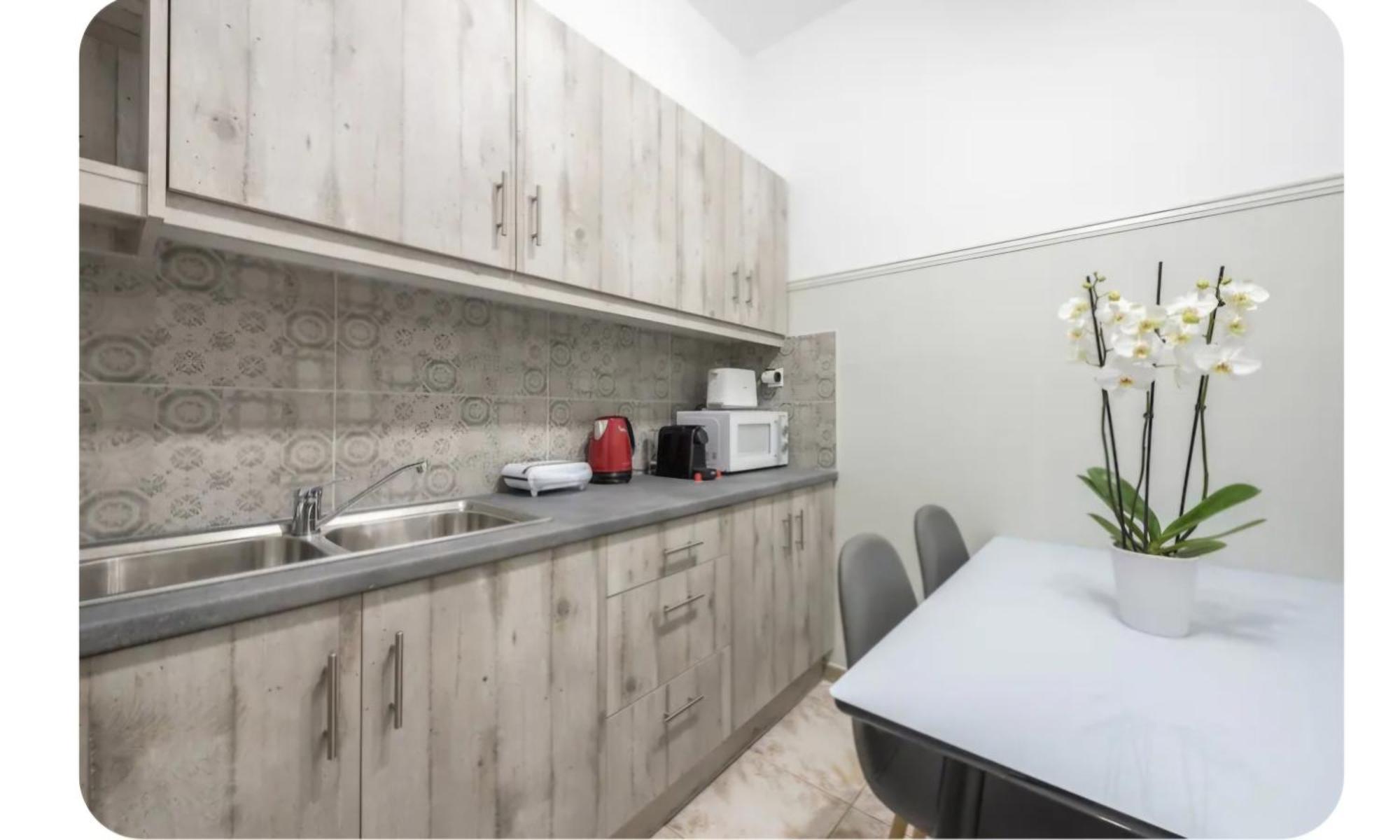 Athens Apartment Nina,1 Minute From Metro Station 외부 사진