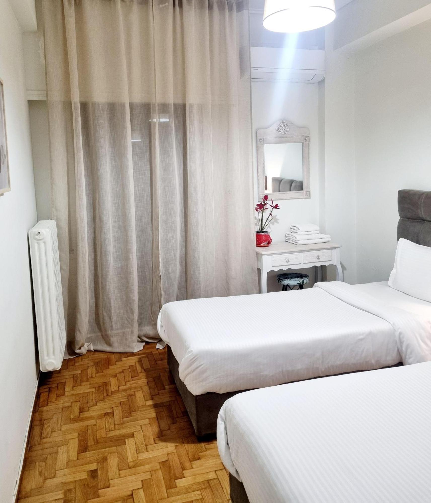 Athens Apartment Nina,1 Minute From Metro Station 외부 사진